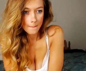 Blue Eyes Blonde Webcam Show